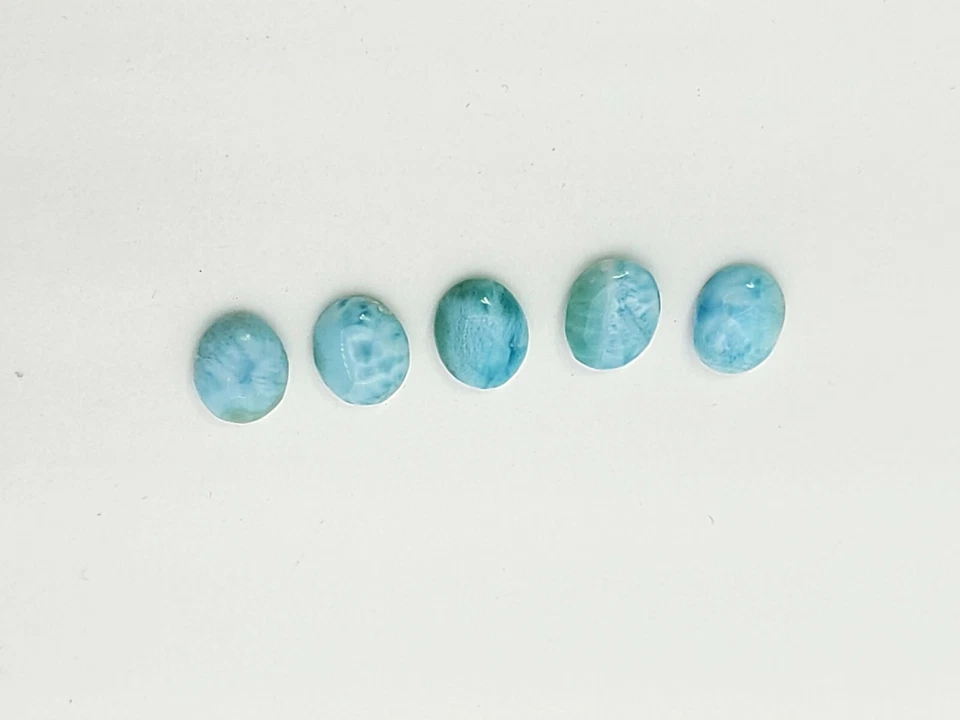 GENUINO LARIMAR 10x8mm ESPALDA PLANA FORMA OVALADA 100% NATURAL, (LOTE DE 5 PIEDRAS)   Foto 1 de 1