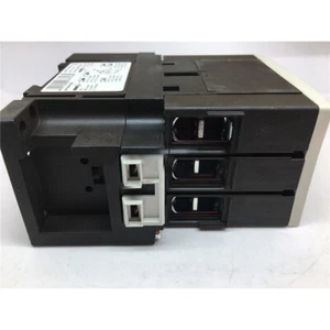 For Siemens 3RT1034-1AC20 3-pole Contactor 32A 15kW 24V AC 50/60Hz - Picture 1 of 4