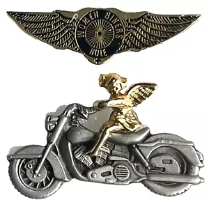 VINTAGE ENGEL AUF EINEM FAHRRAD / FRAU BIKER REGEL METALL MOTORRAD WESTE PINS PINBACKS - Bild 1 von 6