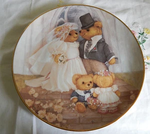 JUST MARRIED FRANKLIN MINT PLATE  - Picture 1 of 3