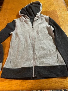 Reebok Grey sweat shirt hoodies Size 8-10 - Picture 1 of 1