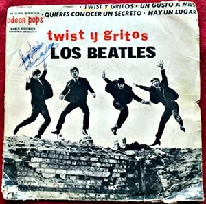 THE BEATLES - TWIST AND SHOUT + 3 - EP with PS- RARE - URUGUAY - Foto 1 di 6