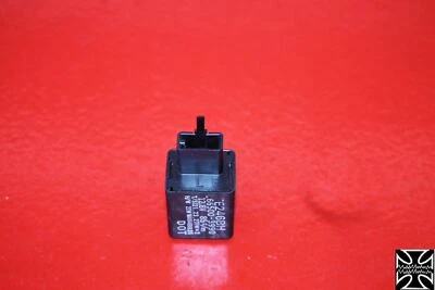 01 2001 YAMAHA YZF600R TURN SIGNAL BLINKER RELAY FLASHER SWITCH - Изображение 1 из 4