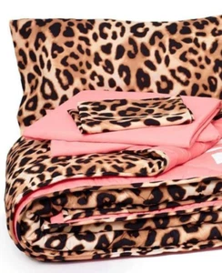Victorias Secret Pink REVERSIBLE Bed In A Bag Twin XL Comforter Sheets NWT - Picture 1 of 4