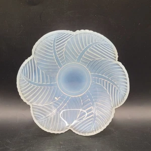 Pierre D'avesn France Opalescent Glass Art Deco Leaf Design Bowl Set of 3 - Picture 1 of 9