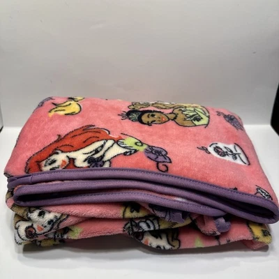 Manta de felpa para niños pequeños Disney Princess 40x50 en muy poco uso, excelente estado Foto 1 de 4