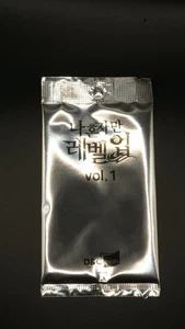 Solo Leveling Collecting Card Vol.1 Pack Official Goods Korean Webtoon Anime TCG - Bild 1 von 8