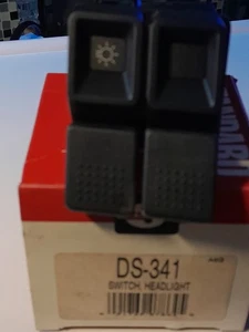 87-93 FORD MUSTANG HEADLIGHT SWITCH WITHOUT FOG LIGHTS - Picture 1 of 10