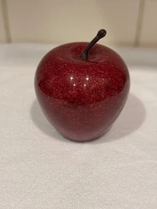 Pisapapeles vintage de mármol rojo manzana tallado alabastro piedra fruta - Imagen 1 de 8