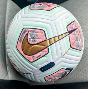 Nike Mercurial Ball - Picture 1 of 3