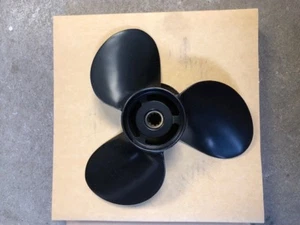 New 5005384 OMC, Johnson, Evinrude Propeller 9.25 x 9 Right Hand - Picture 1 of 4