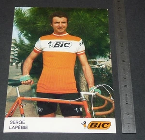 CARTE PHOTO CYCLISME 1972 EQUIPE BIC SERGE LAPEBIE COUREUR VELO TOUR FRANCE - Imagen 1 de 1