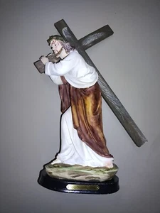 GROSSER JESUS VON NAZARETH, TRAGENDES KREUZ RELIGIÖSE FIGUR STATUE (14x8 cm) - Bild 1 von 4