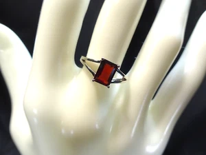 1.28ct Natural Garnet Solid 925 Sterling Silver Solitaire Ring-AU (L) US (5 1/2) - Picture 1 of 18