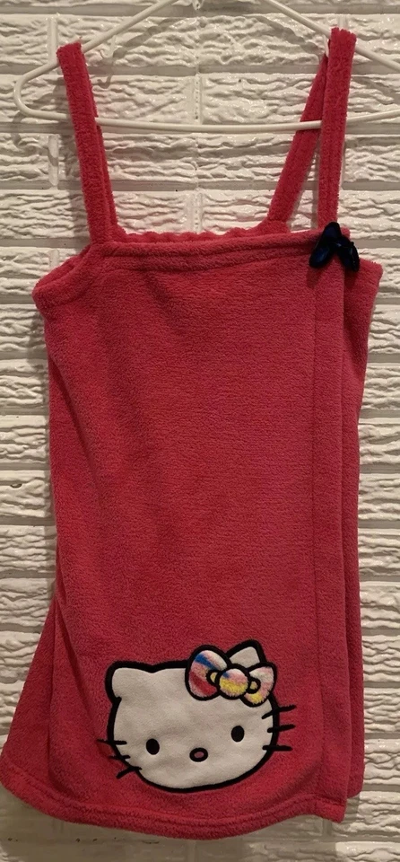 Sanrio HELLO KITTY Plush Pink Bath Towel Adjustable Wrap Robe Youth Small - Image 1 of 4