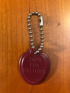 Vintage Werbung Promotion Toilettenform Kunststoff Schlüsselanhänger Anhänger von Olsonit! - Bild 1 von 2