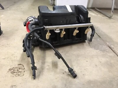 Kia Forte 2013 colector de admisión Foto 1 de 2