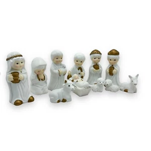 Holiday Expressions Fine Porcelain Juvenile Nativity Set Of 11 Christmas Holiday - Picture 1 of 6