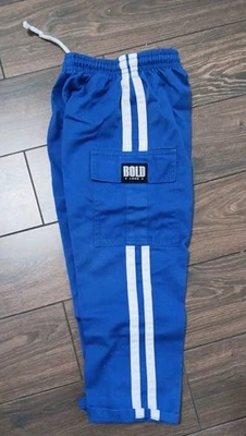 Pantalones usados Bold Look niños Karate MMA Gi azules con rayas blancas tallas 0 Foto 1 de 4
