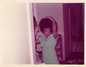 AMERICANA Vintage FOUND PHOTOGRAPH Color ORIGINAL Snapshot 44 46 Q - Picture 1 of 1