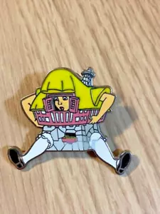 DISNEY ALICE IN WONDERLAND ALICE IN NHOUSE PIN - Picture 1 of 2