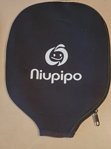 Cubierta de paleta Pickleball NIUPIPO. Neopreno negro con cremallera. Logo en ambos lados. - Imagen 1 de 7