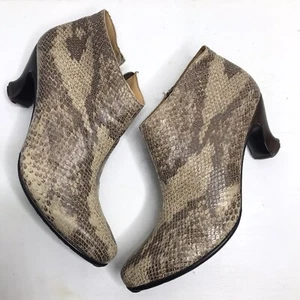 John Fluevog Wonders Lynx Damen-Stiefelette niedriger Absatz Reptil braun Schlange 10 - Bild 1 von 12
