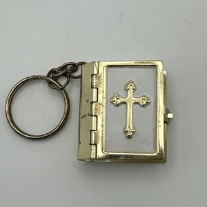 Miniature 1.5” Holy Bible Keychain White Metal & Enamel Cover Case w/ Latch Rare - Picture 1 of 14
