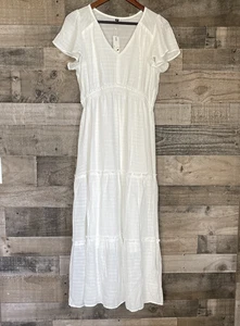 Arach & Cloz Womens Dress Size M White Short Sleeve Lightweight Flowy Long NWT - Picture 1 of 8
