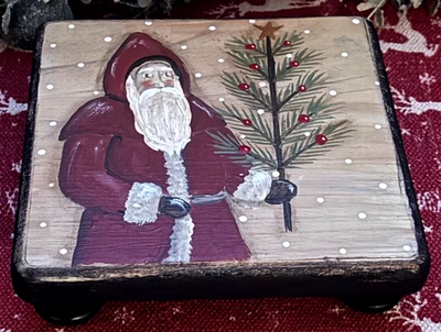 *~* HAND PAINTED BELSNICKEL SANTA *~* STICK TREE *~* HOLIDAY *~*  MEDIUM RISER - Image 1 of 4