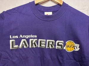 Camisa De Colección Los Angeles Lakers NBA Majestuosa Para Hombre Pequeña Nueva Stock Antiguo Púrpura - Imagen 1 de 9