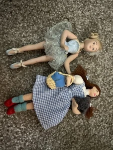 Vintage Dorthy Zauberer von Oz Puppe mit Toto und Rubin Hausschuhen und Ballerina - Bild 1 von 4
