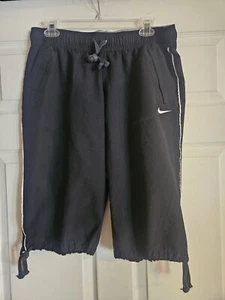 Pantalones cortos deportivos Nike para mujer L negros The Athletic Dept. Corbatas Bermuda Capri grandes - Imagen 1 de 5