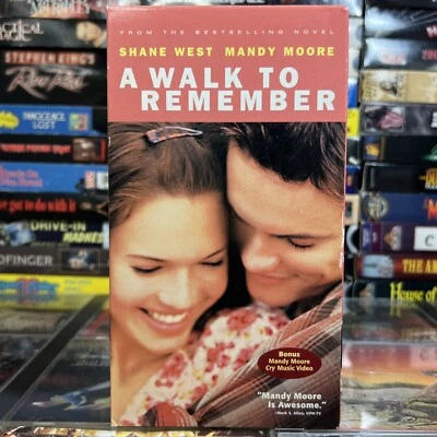 A Walk to Remember 2002 VHS Tested Mandy Moore Daryl Hannah Romantic Teen Drama - Image 1 of 4