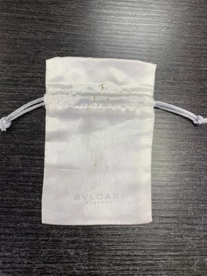 Estuche blando genuino Bvlgari blanco Foto 1 de 3