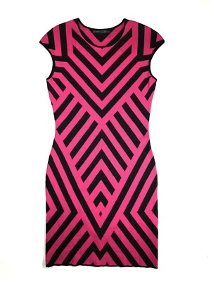 Mini vestido ceñido al cuerpo elástico manga gorra cuello redondo negro fucsia RVN para mujer M  Foto 1 de 4