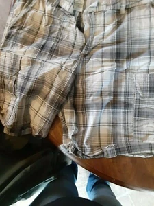 Faded Glory Cargo Shorts - Picture 1 of 4
