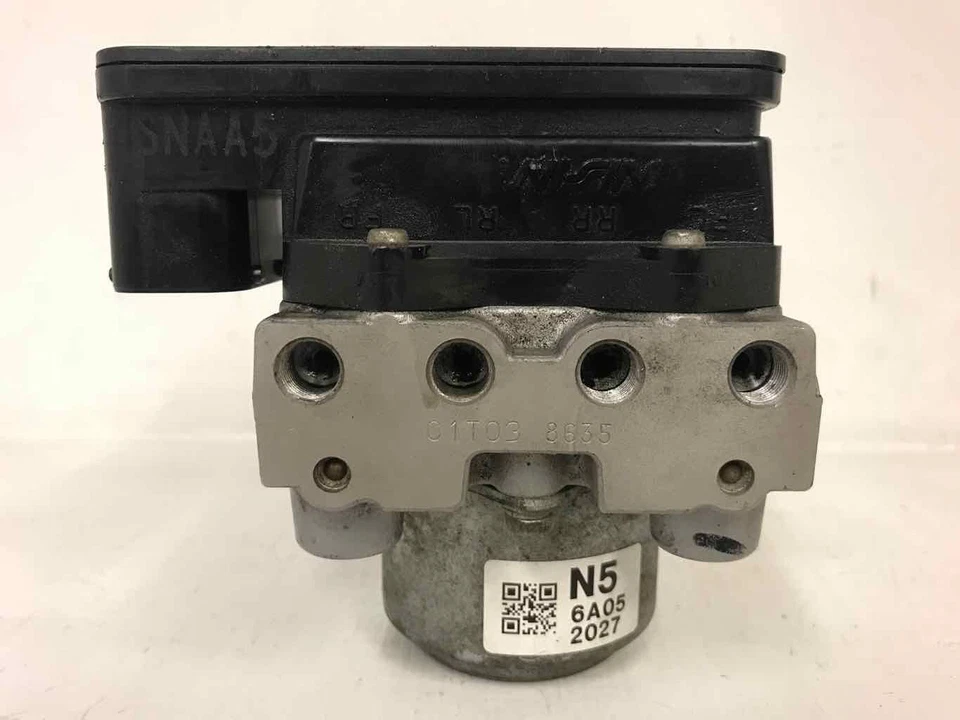 Bomba de freno antibloqueo Honda Civic 1,8 L EX tipo manual 2006 2007 2008 2009 2010 Foto 1 de 1