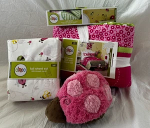 9 pc Circo Ladybug Full Quilt, Shams, Sheets, Deco Pillow, & Wall Decal Set NIP - Picture 1 of 10