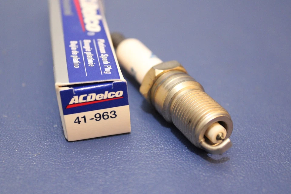 Acdelco 41-963 Double Platinum Spark Plug - Image 1 of 1
