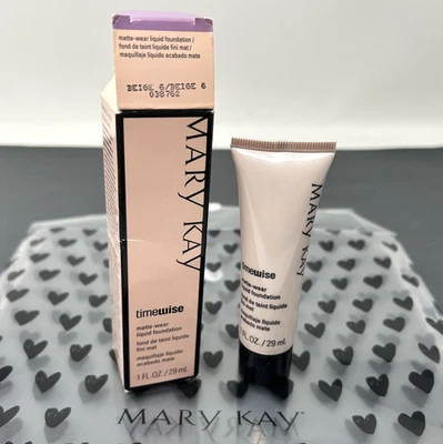 MARY KAY Timewise Matte-Wear Liquid Foundation 1 oz BEIGE 6 038762 FAST SHIP - Image 1 of 2