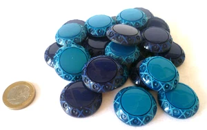 Lot de 22 boutons anciens années 60 - Foto 1 di 9