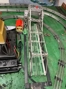 Lionel 313 Vintage O Gray Operating Bascule Bridge - Picture 1 of 17