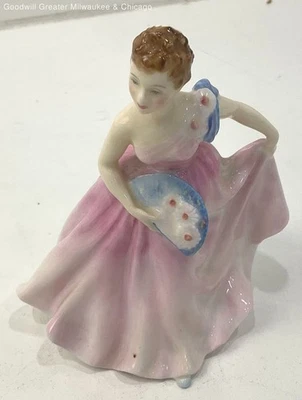 Фигурка Royal Doulton приглашение HN2170 костяной фарфор COPR 1955 Doulton & Co. - Изображение 1 из 4