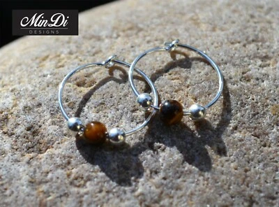 Orecchini, fatti a mano con argento sterling e occhio di tigre. - Immagine 1 di 3