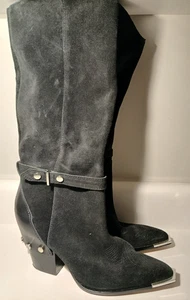 Schutz Mujer Negro Hasta la Rodilla Gamuza Tachonado Botas Puntera Placas Talla 9.5B - Imagen 1 de 12