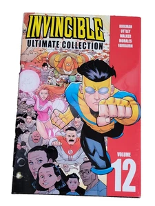 Immagine Invincible Ultimate Collection (Vol 12) 2018 quasi nuova 9,4 Ryan Ottley firmata COA - Foto 1 di 10