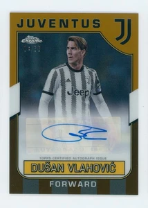 2022-23 Dusan Vlahovic Topps Chrome Gold Refractor Juventus FC Autographed 4/50 - Picture 1 of 3