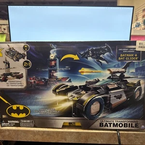 DC Comics Batman Ultimate Transforming Batmobile Playset Exclusive Figure Glider - Picture 1 of 1