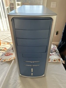 OLD NEW STOCK: Retro Computer Case (Blue)-Black Friday Promo - Afbeelding 1 van 5